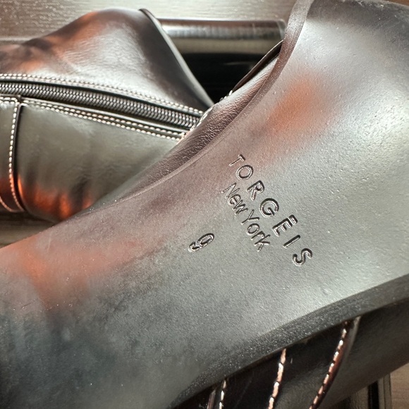 Torgeis London Black Heeled Boots with Gold Buckle and Stitch Detail - Picture 9 of 9